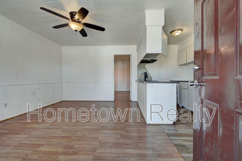 2502 Nw 35th St - Photo 7 of 28