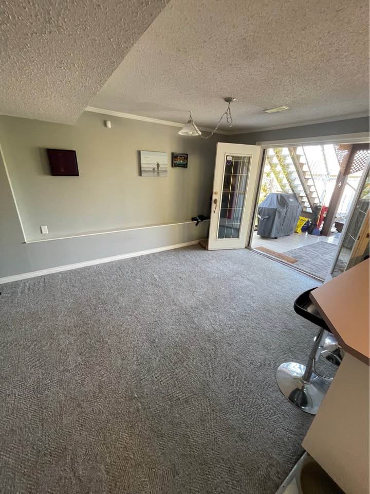 Pilot Dr - Photo 4 of 13