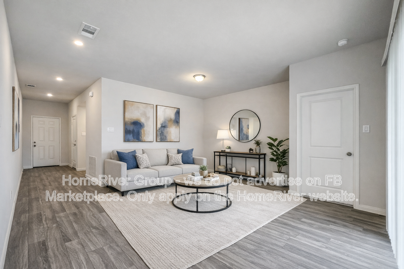 537 Jameson St - Photo 2 of 27