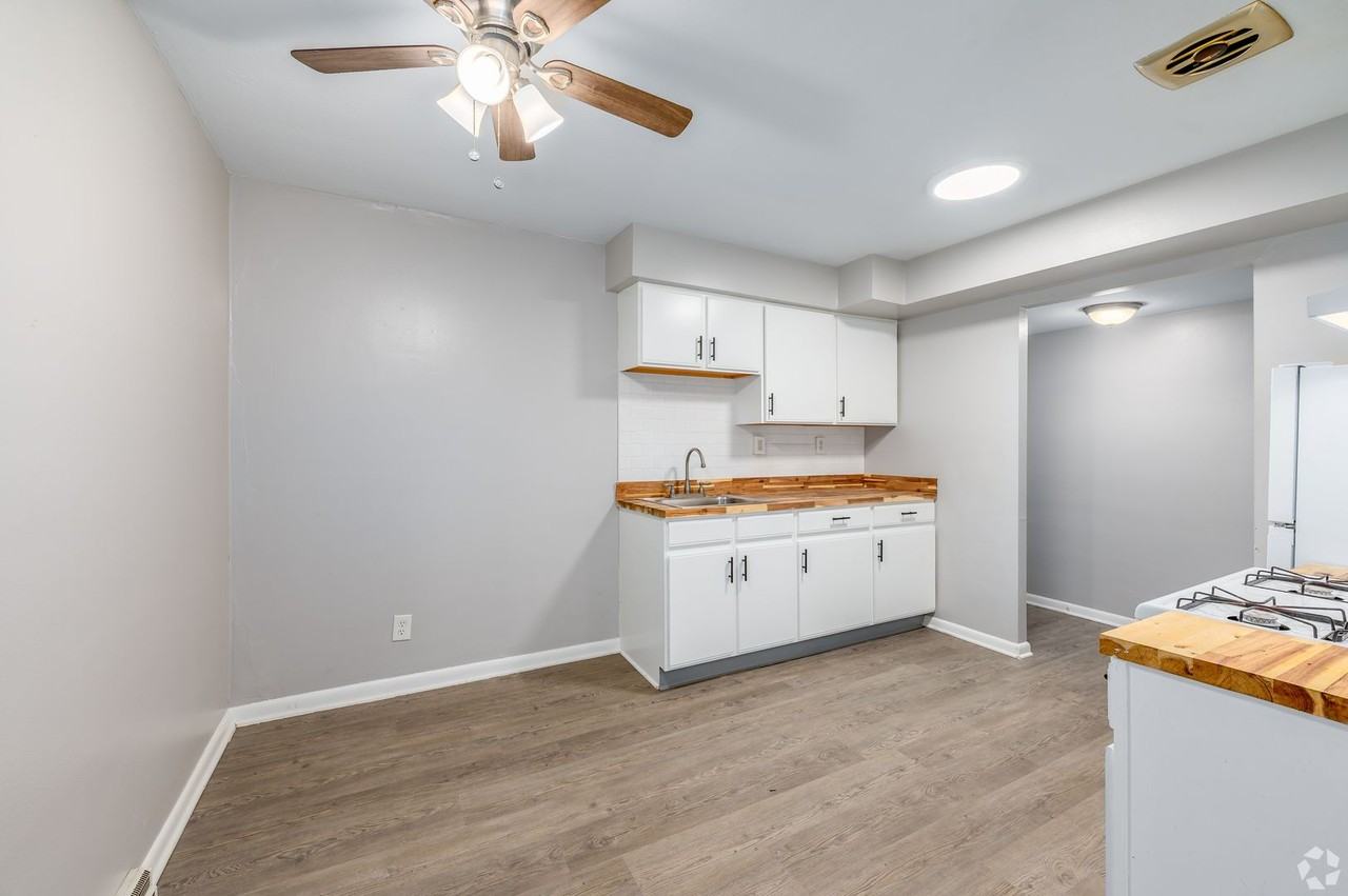 12530 Lake Avenue - Photo 3 of 18