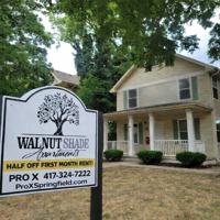 featured image of 1138 E Walnut St #2