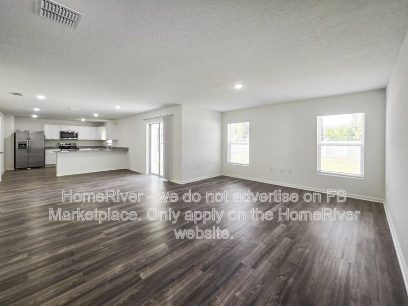 2210 Nw 23rd Rd - Photo 4 of 20