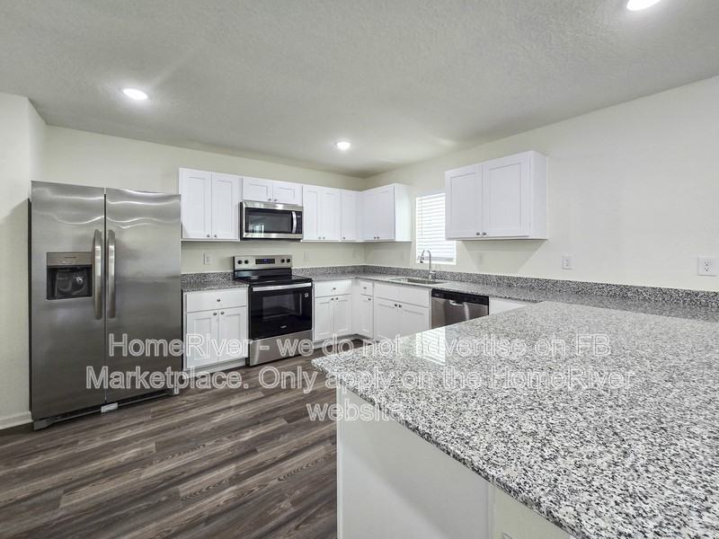 2210 Nw 23rd Rd - Photo 6 of 20