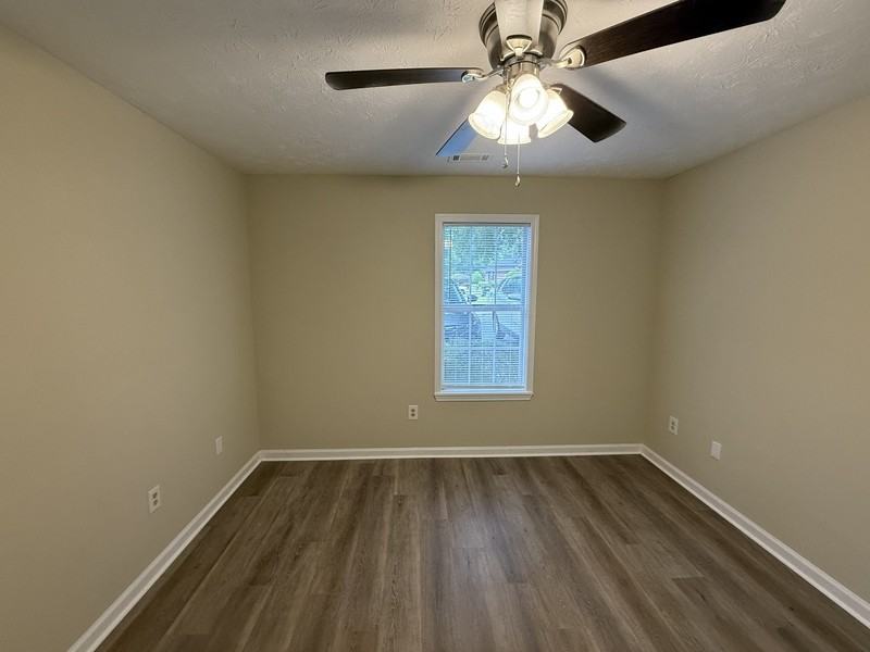 1156A Micha Way - Photo 4 of 10