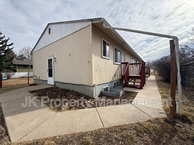 3108 9th Ave N #1FRNT - Photo 2 of 41