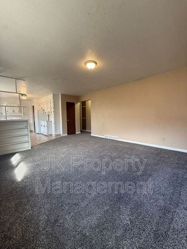 3108 9th Ave N #1FRNT - Photo 6 of 41