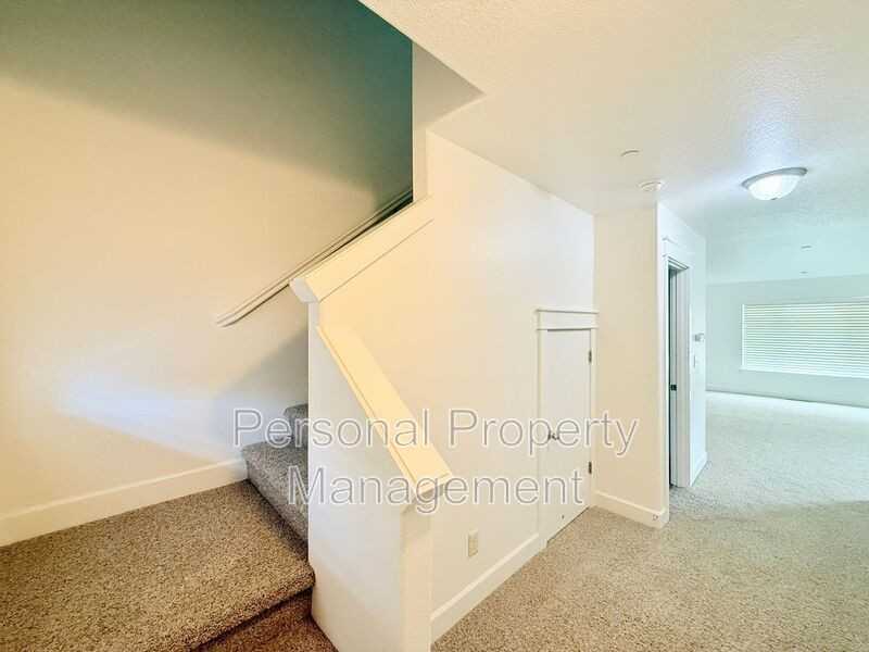 3114 Nw 47th Dr - Photo 3 of 28