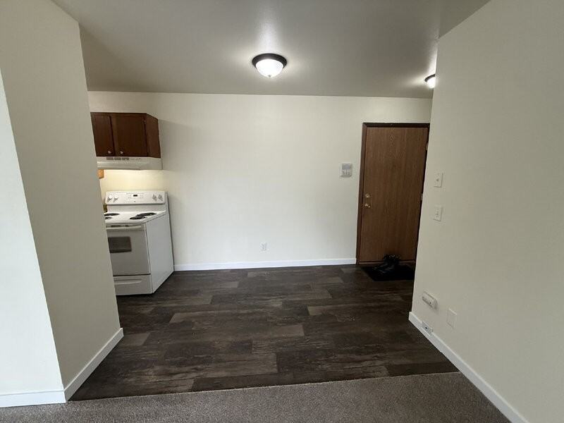 2222 Independence Ln #8 - Photo 4 of 23