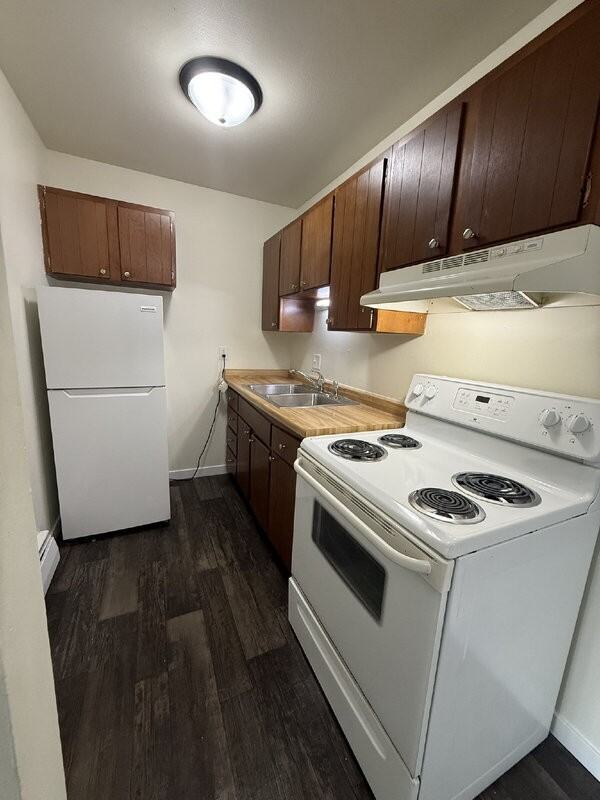 2222 Independence Ln #8 - Photo 5 of 23