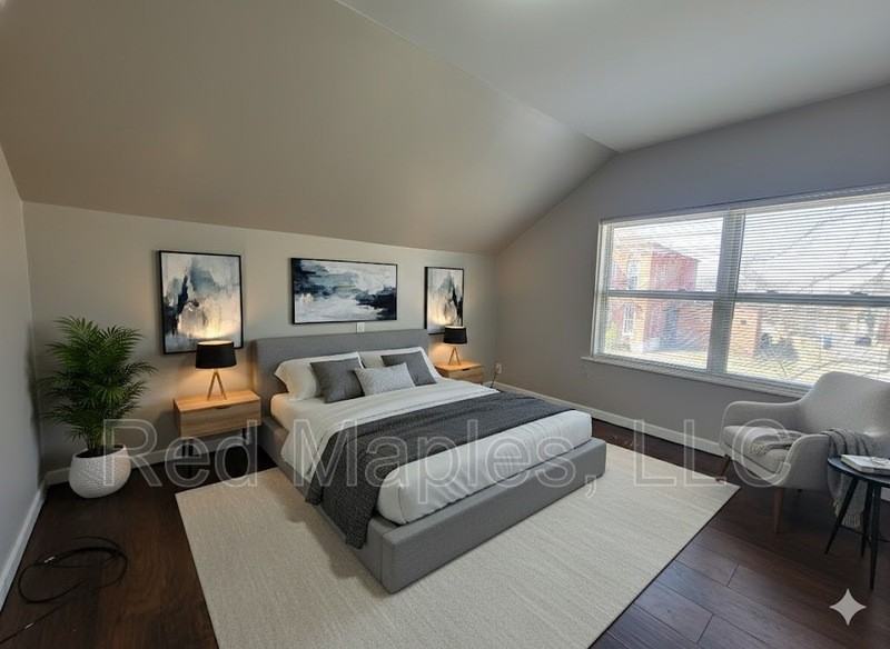 325 Iron St - Photo 7 of 10