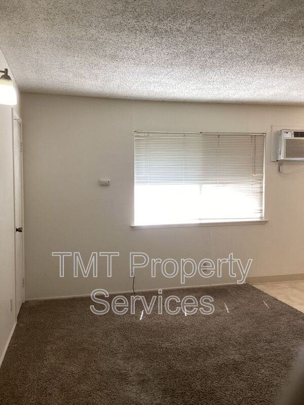 2743 2nd Ave #7 - Photo 4 of 12