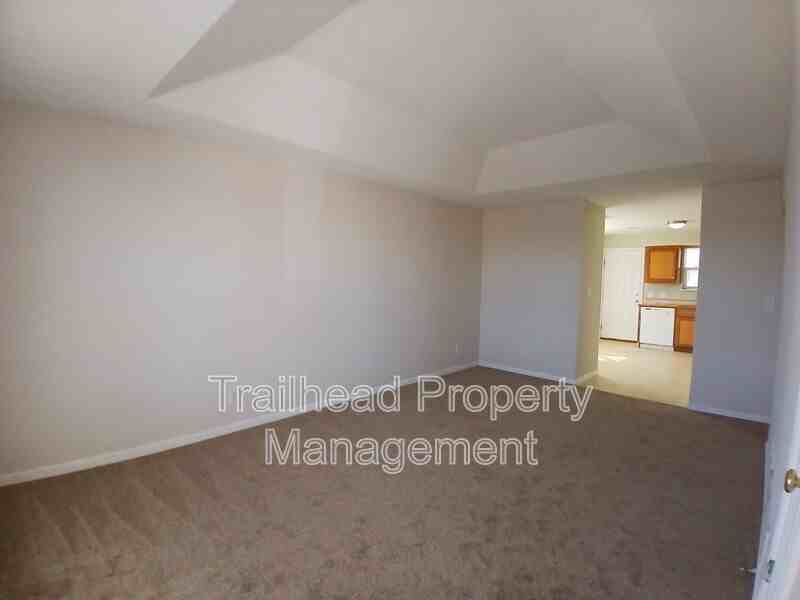 1110 N Noland Rd #E - Photo 4 of 23