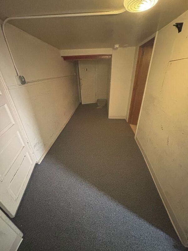 461 1/2 W 12th Ave #A - Photo 2 of 3