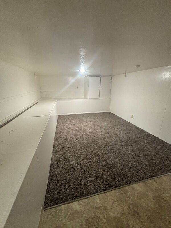 461 1/2 W 12th Ave #A - Photo 3 of 3