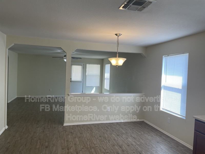 16402 Royal Horse - Photo 5 of 20