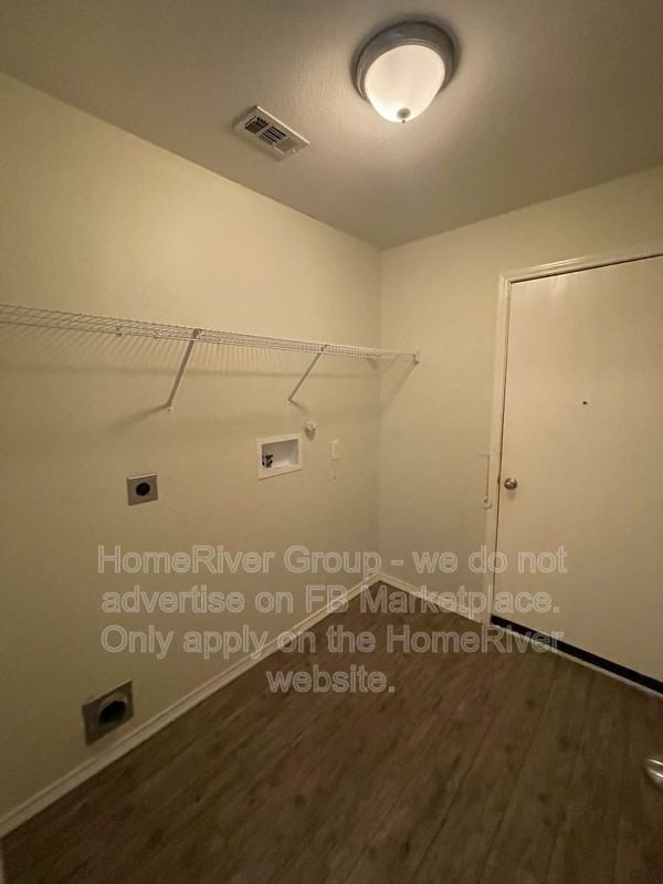 16402 Royal Horse - Photo 6 of 20