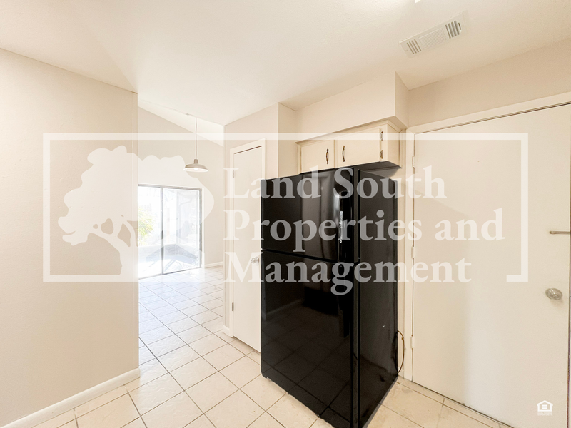 250 Village View Ln - Photo 7 of 16