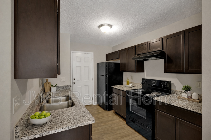 1166 Bertram St - Photo 6 of 27