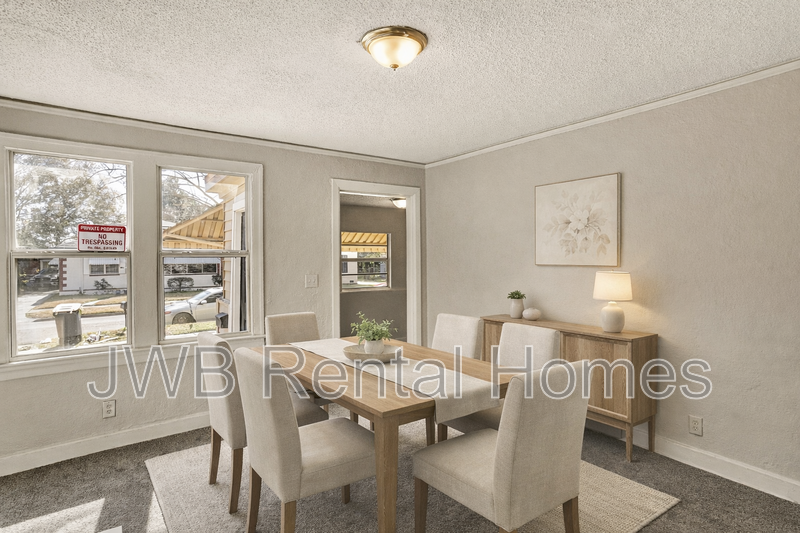 1171 W 12th St - Photo 7 of 17