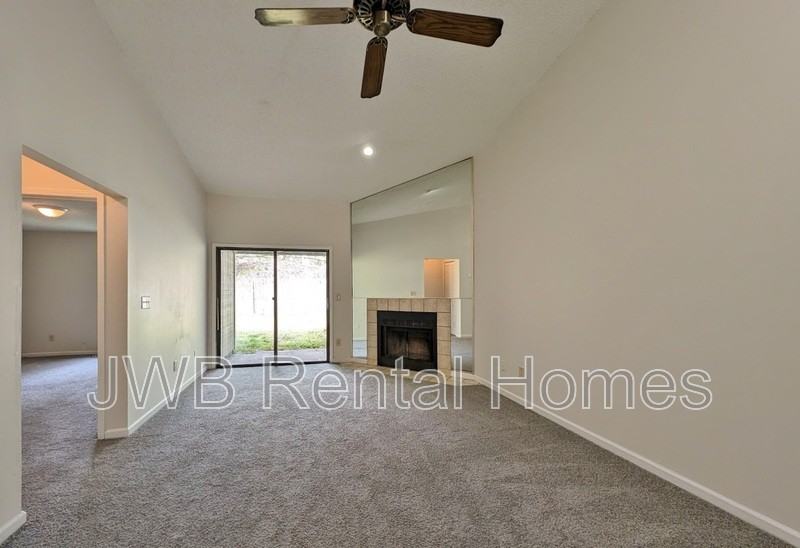 7635 Indian Lakes Dr #2 - Photo 7 of 14