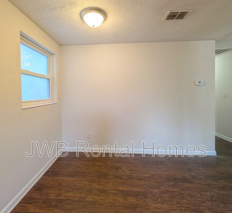 9023 Madison Ave - Photo 6 of 16