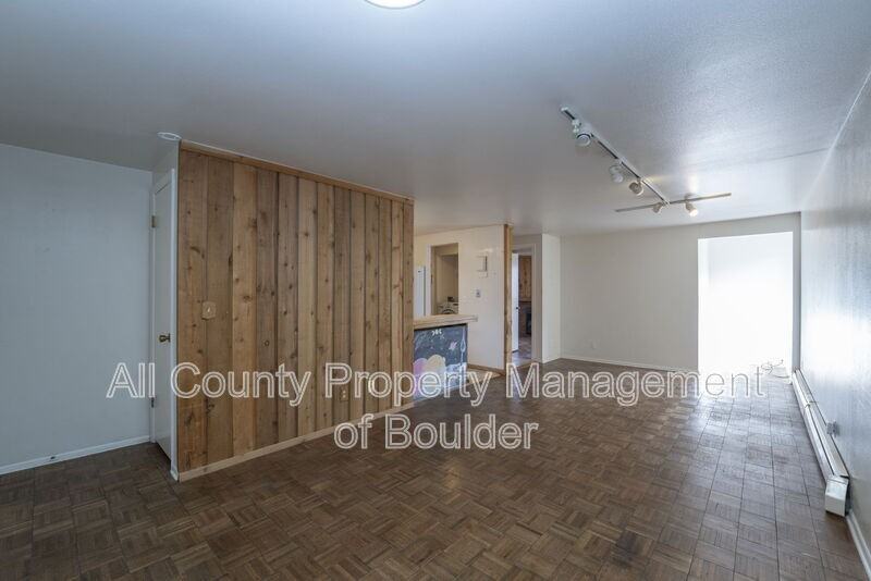 745 Thomas Dr #14 - Photo 5 of 15