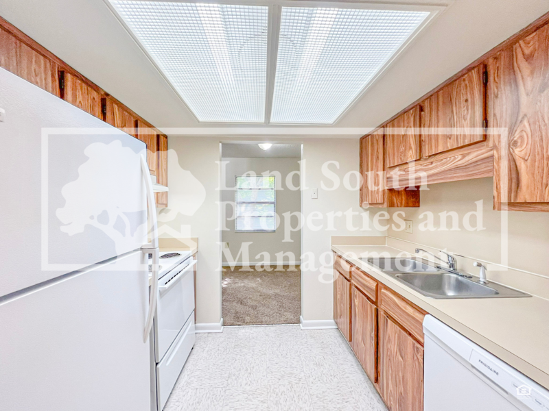 3016 Skipper Pl - Photo 5 of 13