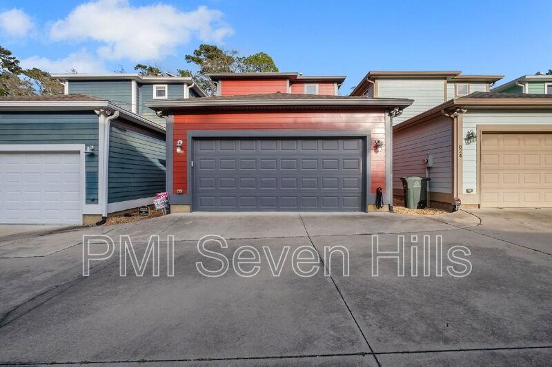 828 N Duval St - Photo 3 of 24