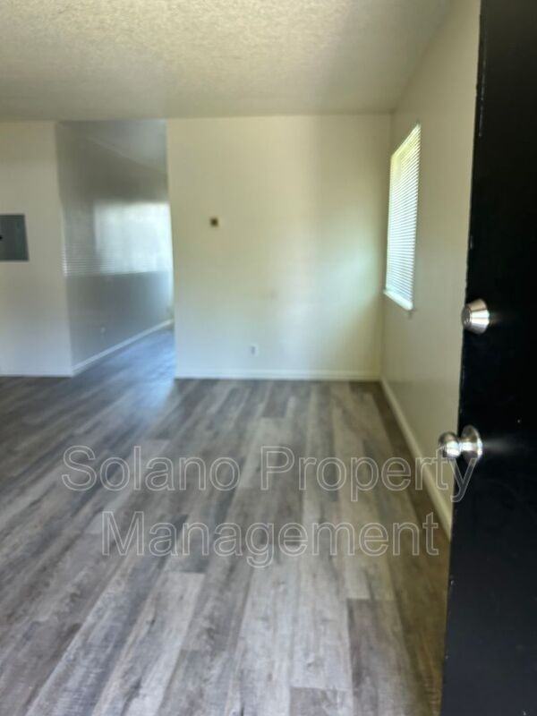 181 #205D - Photo 2 of 10