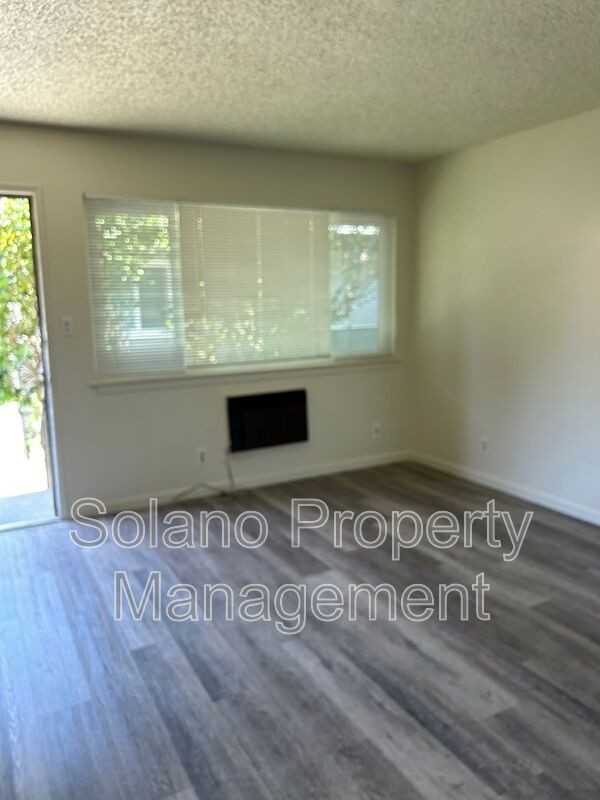 181 #205D - Photo 3 of 10