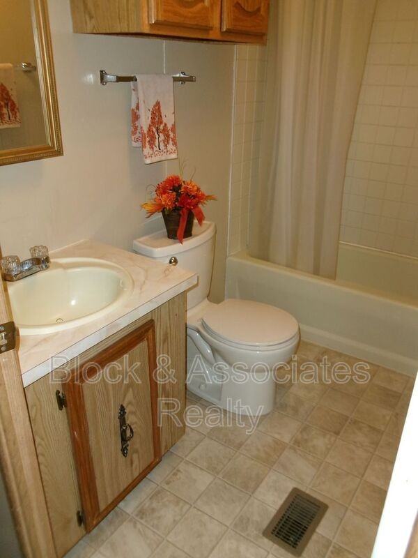 6991 - Photo 7 of 19