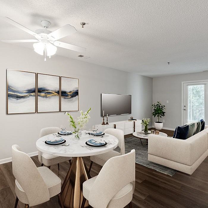 Aurora - Photo 4 of 50