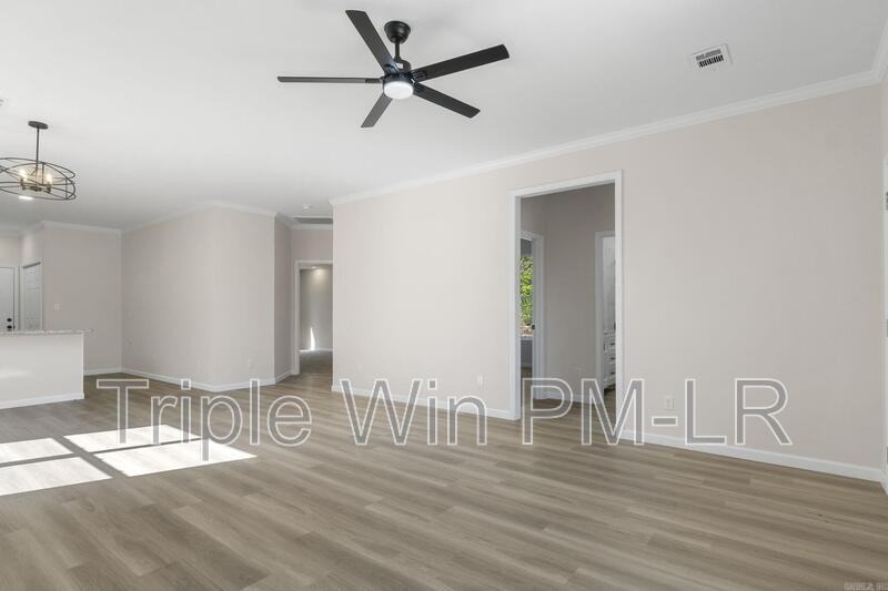 3401 W 17th St - Photo 6 of 41