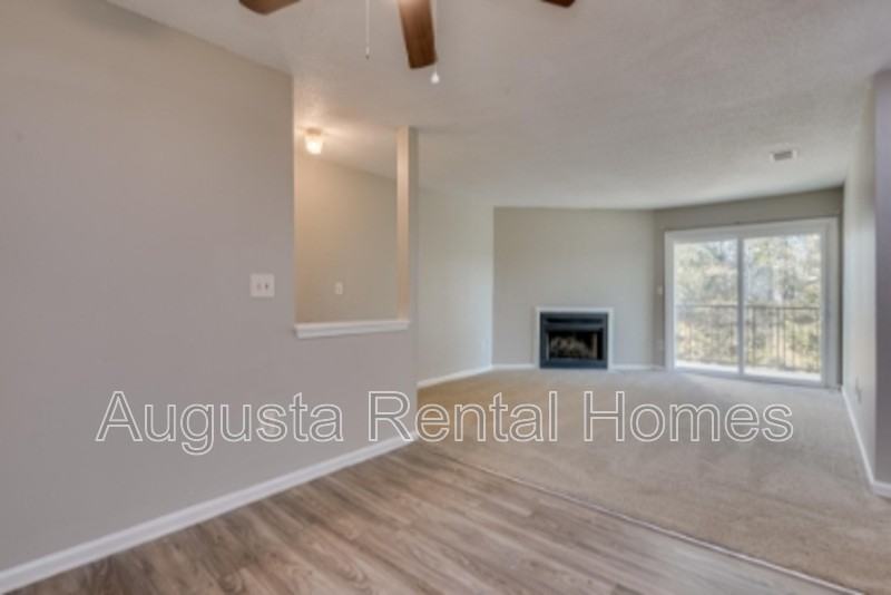 2902 Ridge Ct Apt A - Photo 5 of 19