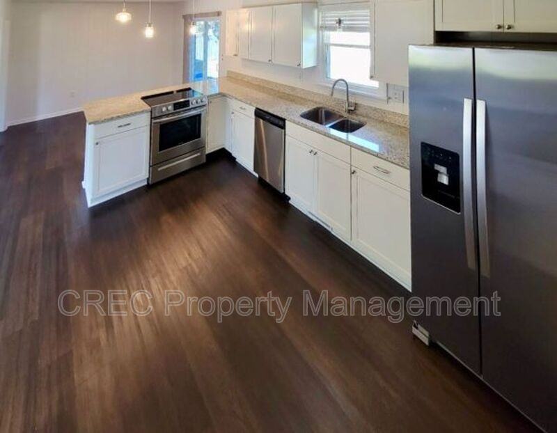 7744 Allwood Ave - Photo 6 of 32