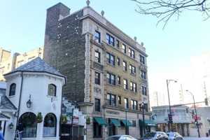 featured image of 1164 N Dearborn St #308