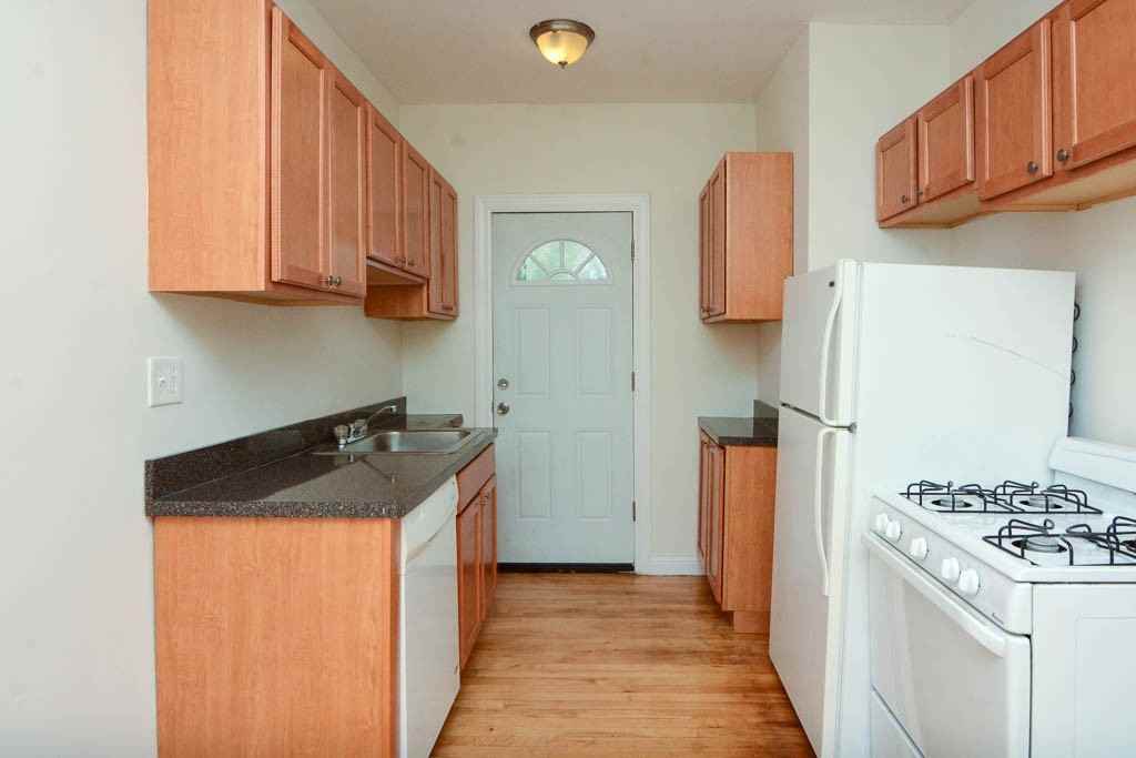 FREMONT + GRACE #3E - Photo 2 of 21