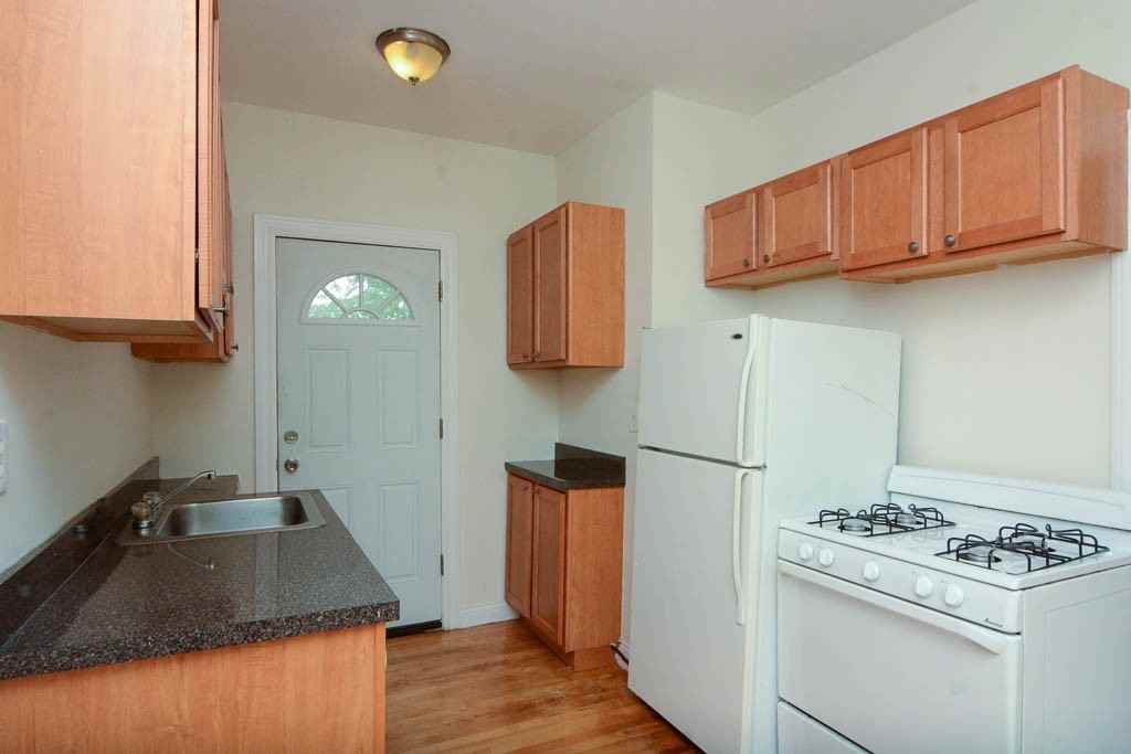 FREMONT + GRACE #3E - Photo 3 of 21