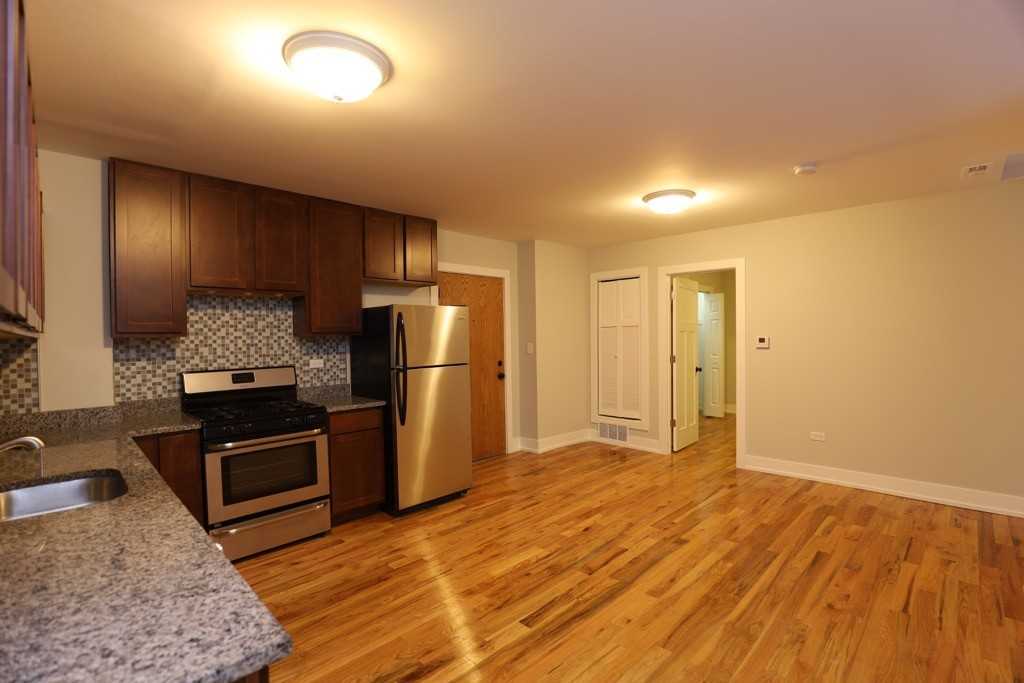 550 W Arlington Pl #107 - Photo 6 of 18