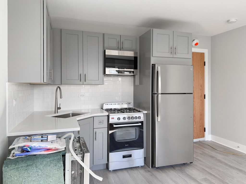 373 Hazel Ave #7C - Photo 3 of 21