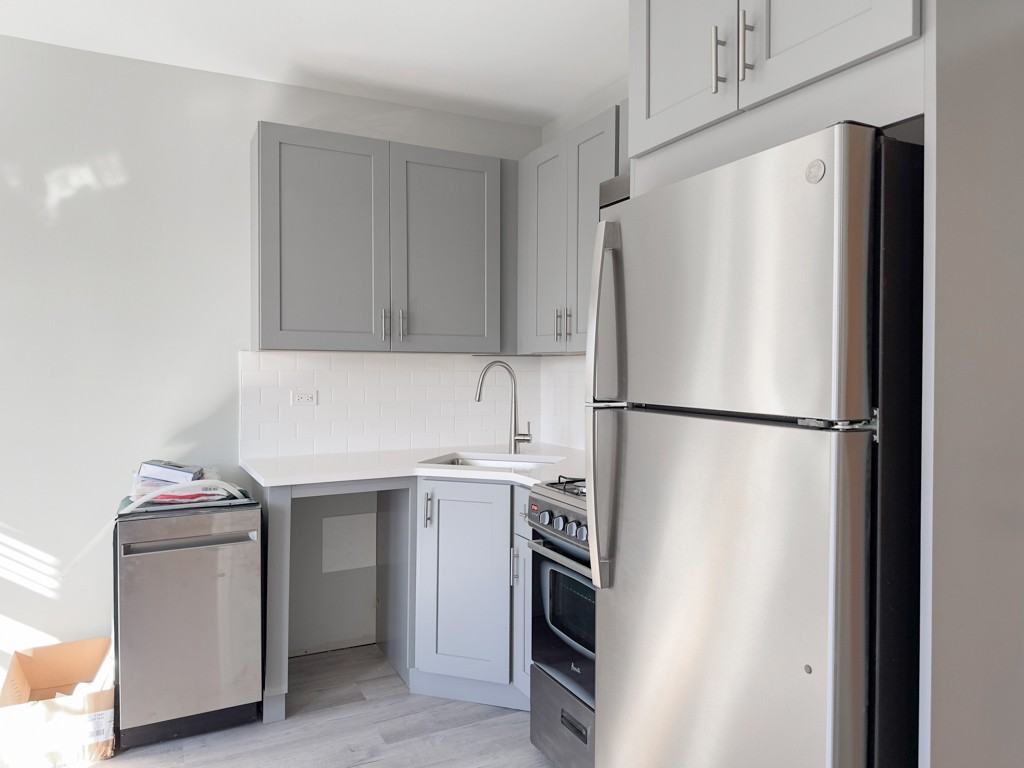 373 Hazel Ave #7C - Photo 4 of 21