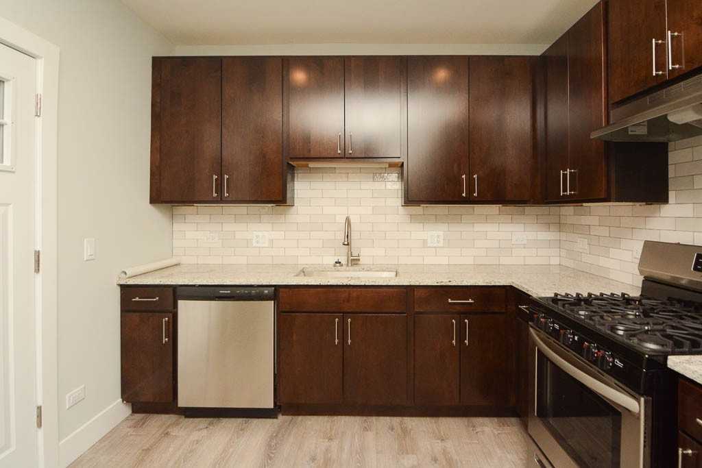 1147 Maple Ave #2 - Photo 2 of 21