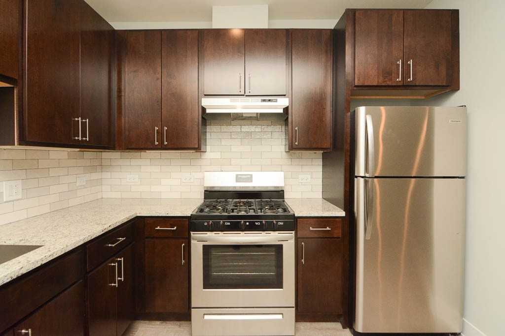 1147 Maple Ave #2 - Photo 4 of 21