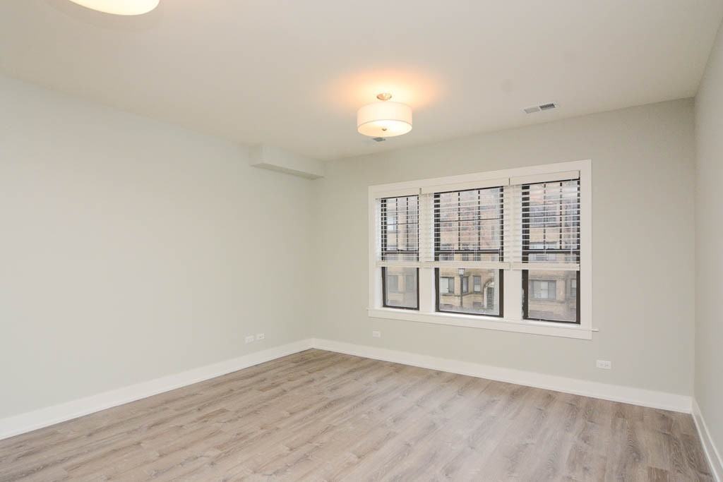 1147 Maple Ave #2 - Photo 6 of 21