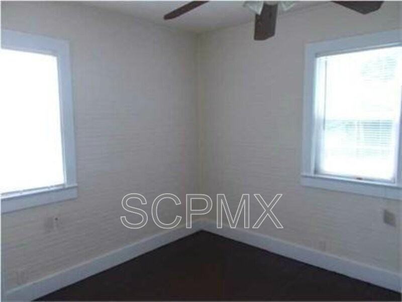 1920 Calvert St - Photo 5 of 10