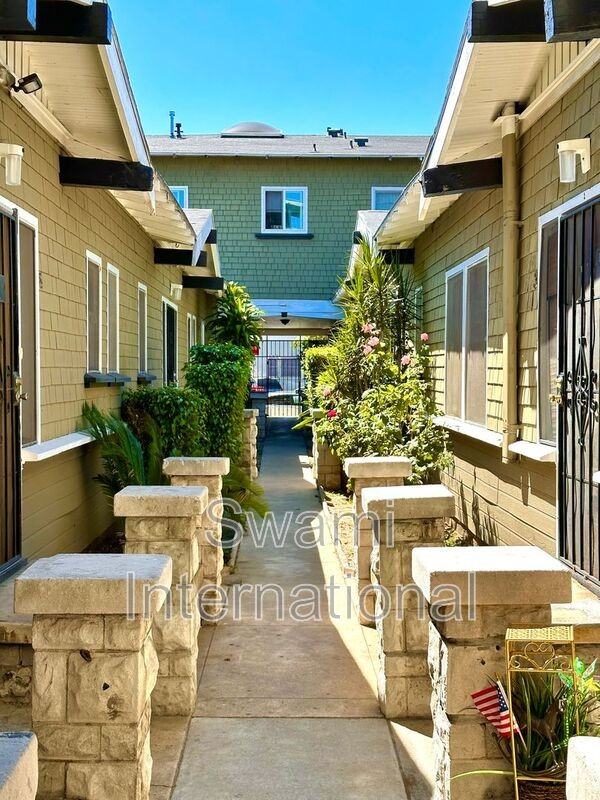 530 Chestnut Ave #04 - Photo 2 of 7