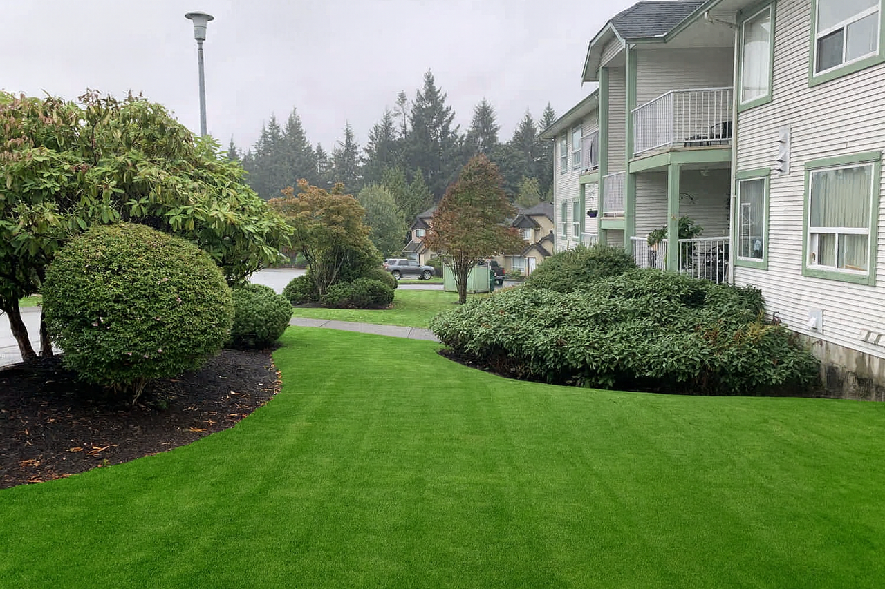 535 Rockland Road - Photo 2 of 9