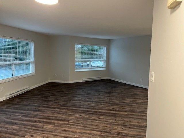 535 Rockland Road - Photo 4 of 9