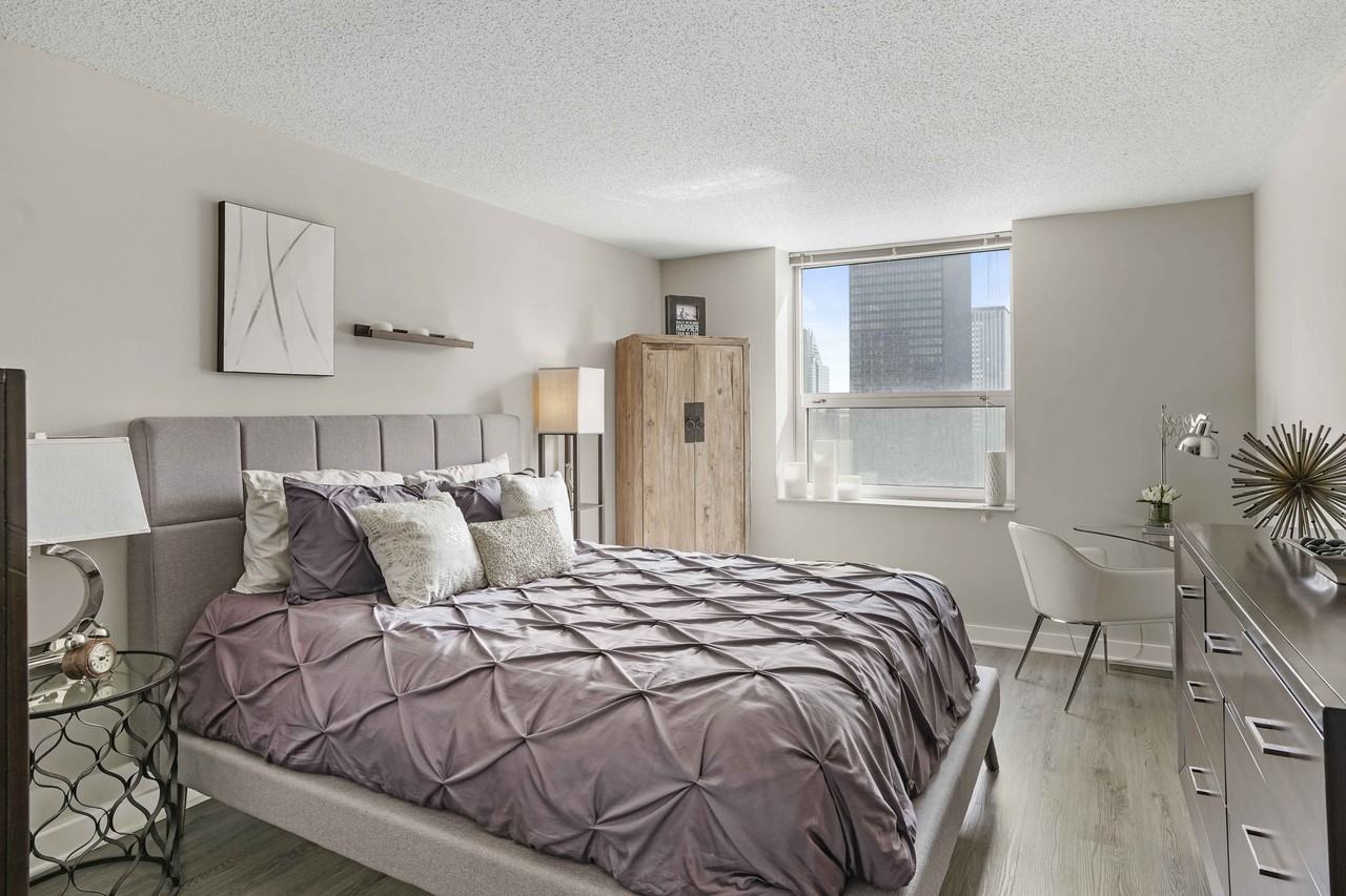 540 N State St #1-1 - Photo 5 of 24