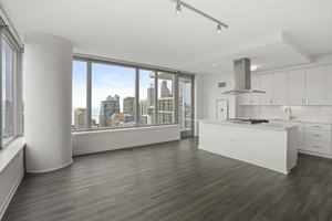 featured image of 1201 N La Salle Dr #2-2
